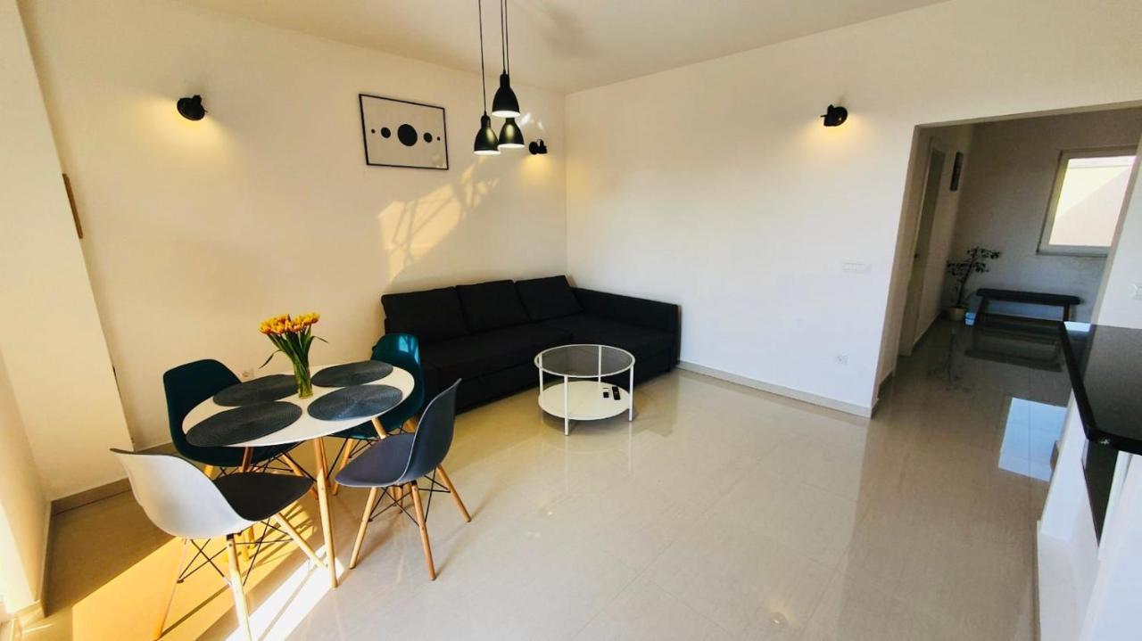 Apartman Petar Ražanac Zewnętrze zdjęcie