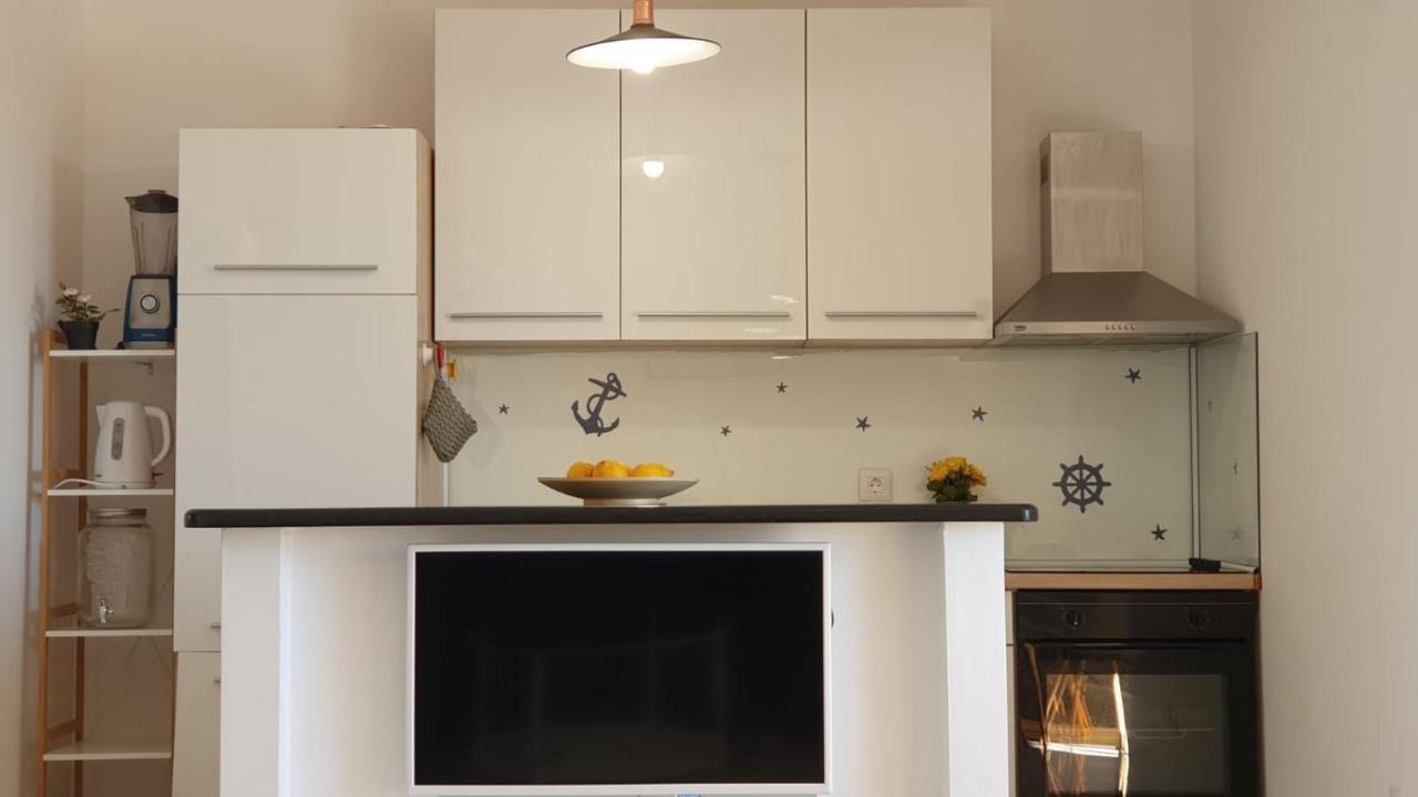 Apartman Petar Ražanac Zewnętrze zdjęcie